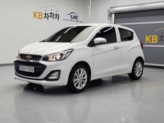 쉐보레 더뉴스파크 프리미어