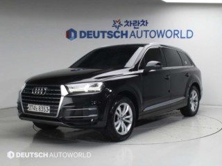 아우디 Q7 (4M)