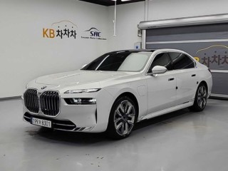 BMW 7시리즈 (G70)
