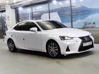 렉서스 뉴IS200t