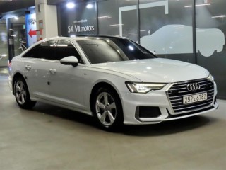 아우디 A6 (C8)