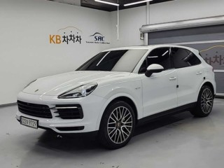 포르쉐 카이엔(PO536)