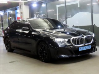 BMW i5