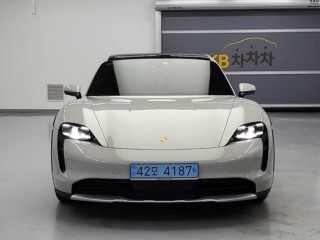 포르쉐 타이칸