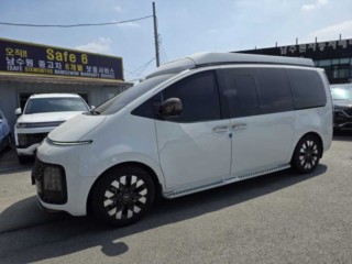 현대 스타리아
