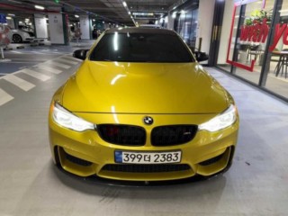 BMW M4 (F82)