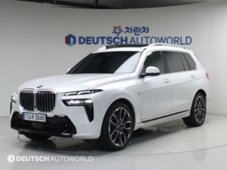 BMW X7 (G07)