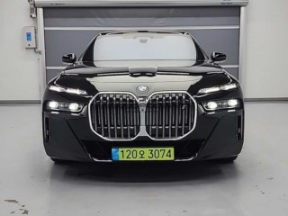 BMW BMW i7