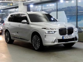 BMW X7 (G07)