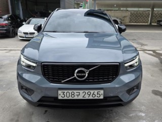 볼보 XC40