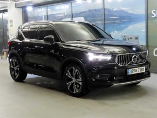 볼보 XC40
