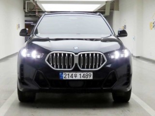 BMW X6 (G06)