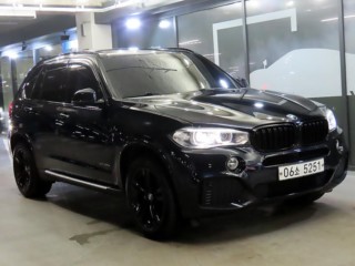 BMW X5 (F15)