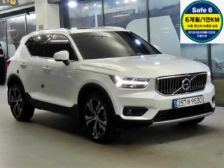 볼보 XC40