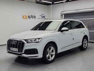 아우디 Q7 (4M)