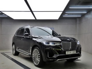 BMW X7 (G07)