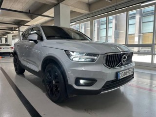 볼보 XC40
