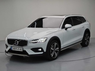 볼보 V60 크로스 컨트리 2세대