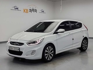 현대 엑센트신형