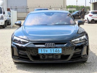 아우디 e-트론 GT