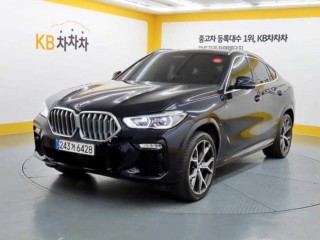 BMW X6 (G06)