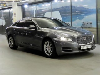 재규어 XJ (X351)
