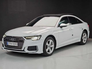 아우디 A6 (C8)
