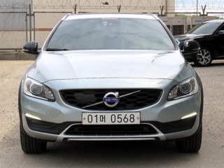 볼보 V60 크로스컨트리
