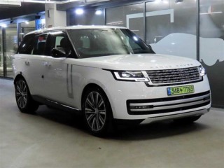 랜드로버 레인지로버 5세대 3.0 P550e SWB 인증중고차 사진