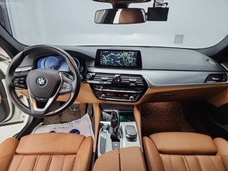 BMW 5시리즈 (G30)