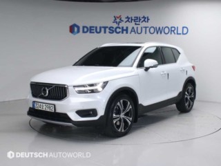 볼보 XC40