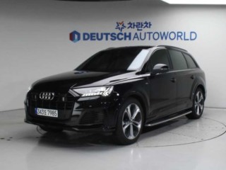 아우디 Q7 (4M)