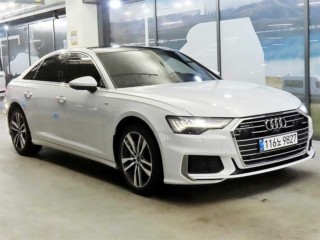 아우디 A6 (C8)