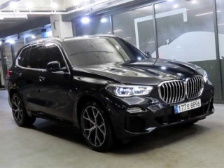 BMW X5 (G05)