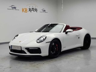 포르쉐 911(992) 카레라 4 GTS 카브리올레