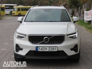 볼보 XC40