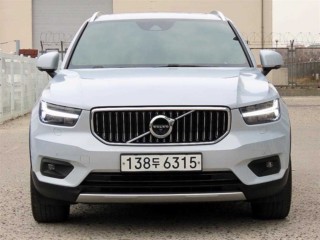 볼보 XC40