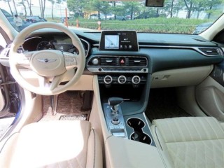 제네시스 G70