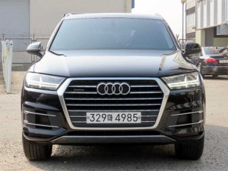 아우디 Q7 (4M)