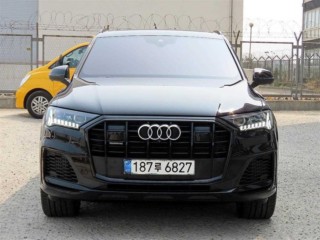 아우디 Q7 (4M)