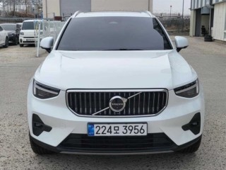 볼보 XC40