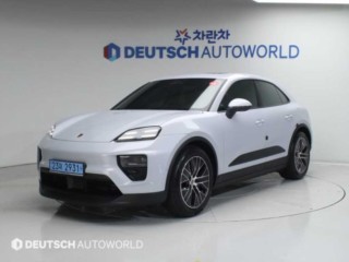 포르쉐 마칸 EV