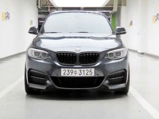 BMW 2시리즈 (F22)
