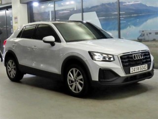 아우디 Q2