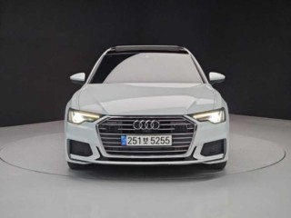 아우디 A6 (C8)