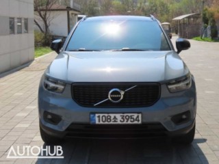 볼보 XC40