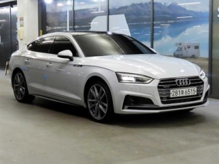 아우디 A5 (F5)