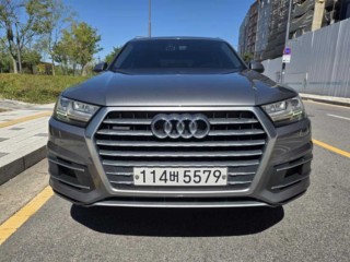 아우디 Q7 (4M)