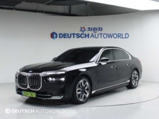 BMW 7시리즈 (G70)