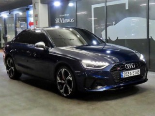 아우디 S4 (B9)